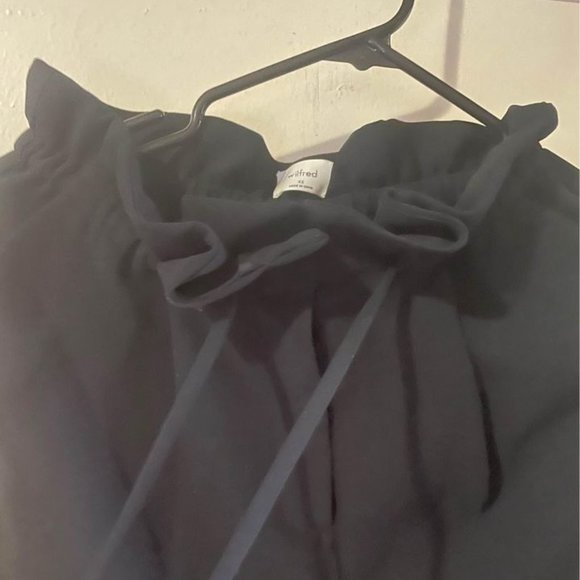 aritzia Wilfred Black Drawstring Pants - Picture 1 of 3